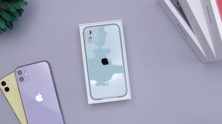 The Tech Connoisseur’s Dilemma: Balancing Luxury and Affordability in Gadgets